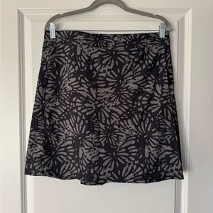 Ripskirt Hawaii Black and Gray Floral A-Line Skirt